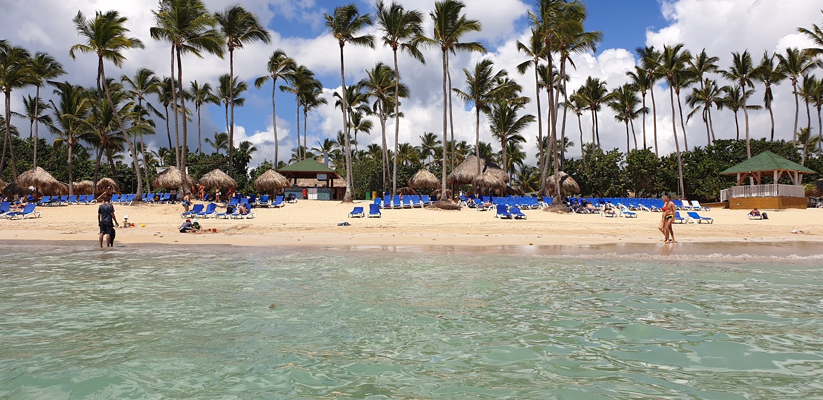 Foto von Palmera Strand und die siedlung