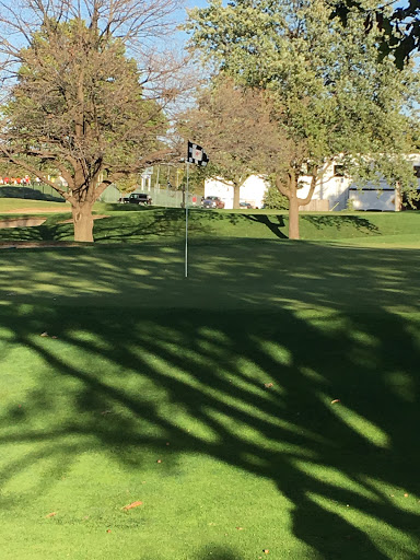 Public Golf Course «Weibring Golf Club», reviews and photos, 800 Gregory St, Normal, IL 61761, USA