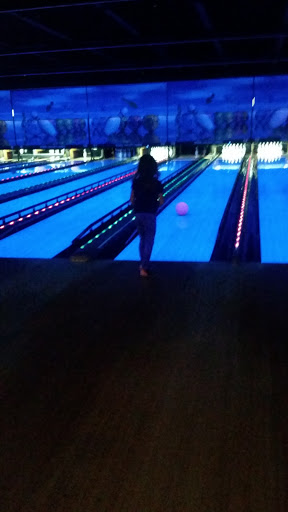 Restaurant «Blue Steel Grill & Cafes /Steel Valley Bowling Center», reviews and photos, 450 Elaine St, Weirton, WV 26062, USA