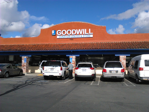 Thrift Store «Goodwill of Silicon Valley», reviews and photos