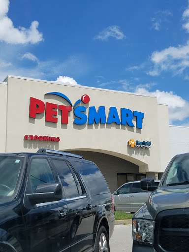 Pet Supply Store «PetSmart», reviews and photos, 2784 Wilma Rudolph Blvd, Clarksville, TN 37040, USA
