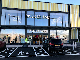 River Island Edge Lane Retail Park