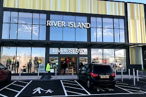 River Island Edge Lane Retail Park image