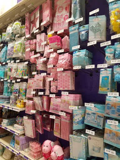 Shopping Mall «Central Shopping Plaza», reviews and photos, 3825 NW 7th St, Miami, FL 33126, USA