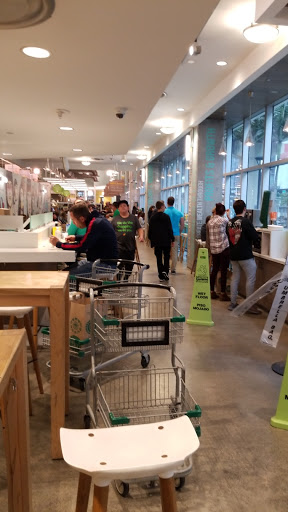 Grocery Store «Whole Foods Market», reviews and photos, 299 SE 3rd Ave, Miami, FL 33131, USA