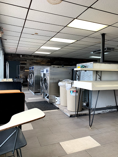 Laundry Service «South Shore Laundry», reviews and photos, 513 W 17th St, Holland, MI 49423, USA