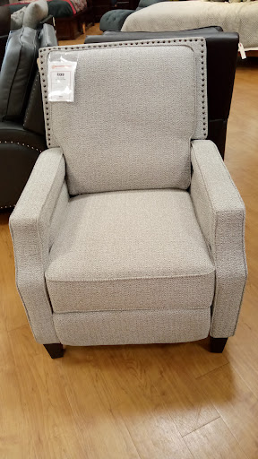 Shopping Mall «Langhorne Square Shopping Center», reviews and photos, Old Lincoln Highway Route 1, Levittown, PA 19056, USA