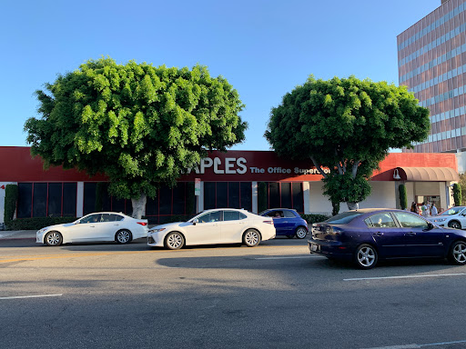 Staples, 6450 Sunset Blvd, Hollywood, CA 90028, USA, 