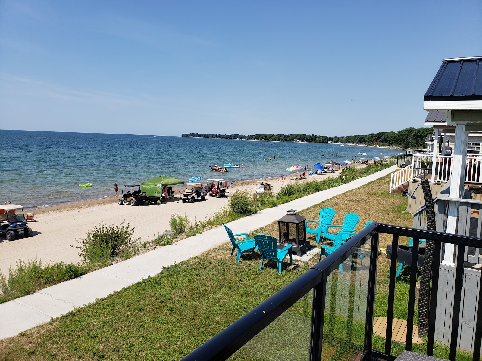Foto von Wyldewood Beach mit sehr sauber Sauberkeitsgrad