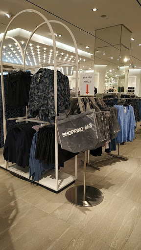 Stores to buy pants Tel Aviv