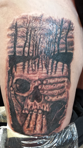 Tattoo Shop «Hellbent Tattoos», reviews and photos, 5504 S Cooper St, Arlington, TX 76017, USA