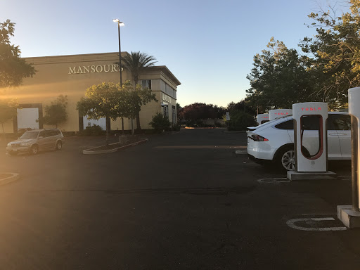 Electric vehicle charging station contractor Roseville