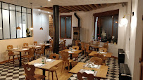 Atmosphère du Restaurant de spécialités alsaciennes Restaurant Aux Trois Fleurs - Anserville (Oise) - Location salle de réunion à Bornel - n°14