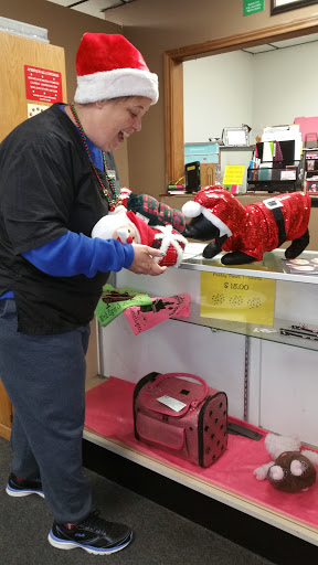 PRETTY PAWS PET SPA & BOUTIQUE