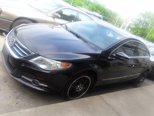 Used Car Dealer «Elite Car Outlet», reviews and photos, 178 IL-83, Elmhurst, IL 60126, USA