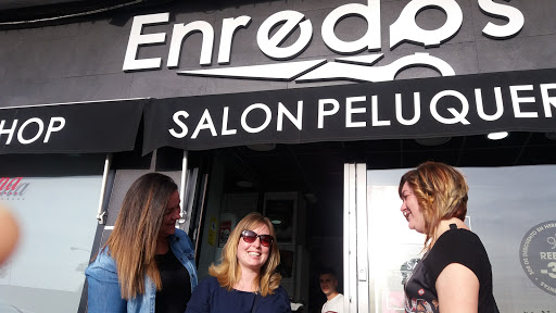 Peluquería y Barbería Enredos en Fuenlabrada, Madrid