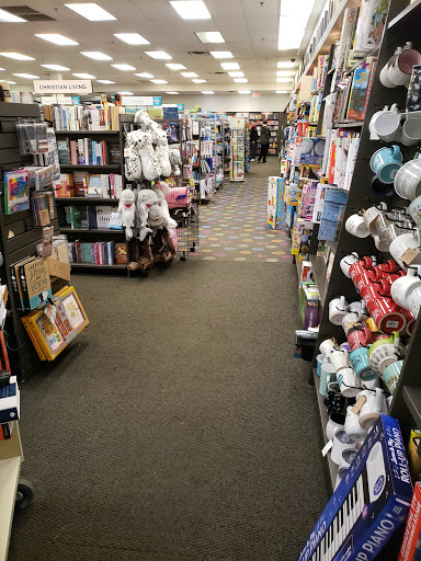 Shopping Mall «Lakeshore Mall», reviews and photos, 150 Pearl Nix Pkwy, Gainesville, GA 30501, USA