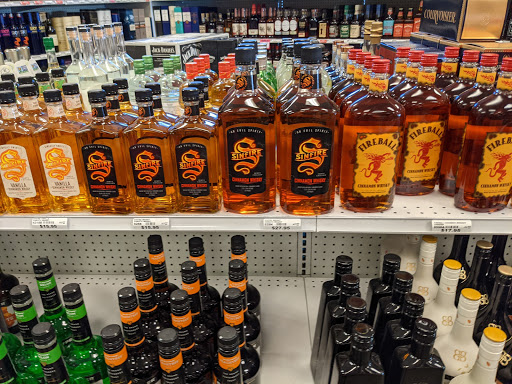 Liquor Store «North Salem Beverage», reviews and photos, 2829 Lancaster Dr NE, Salem, OR 97305, USA