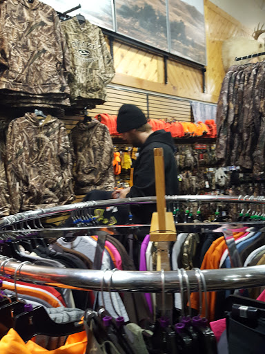 Sporting Goods Store «SCHEELS», reviews and photos, 1850 Adams St, Mankato, MN 56001, USA
