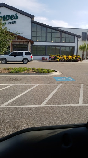 Grocery Store «Lowes Foods», reviews and photos, 215 International Dr, Myrtle Beach, SC 29579, USA
