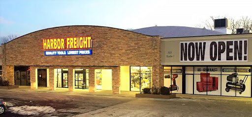 Harbor Freight Tools, 707 S Madison Ave #1, Greenwood, IN 46143, USA, 