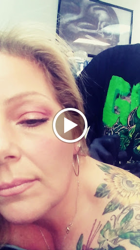 Tattoo Shop «Dungeon Body Piercing & Tattoos», reviews and photos, 10014 University Blvd, Orlando, FL 32817, USA