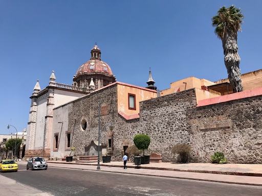 Iglesia católica Santiago de Querétaro