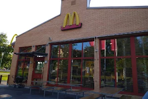 McDonald s image