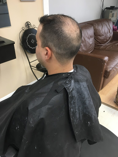 Beauty Salon «Best Little Hair House», reviews and photos, 7408 N Atlantic Ave, Cape Canaveral, FL 32920, USA