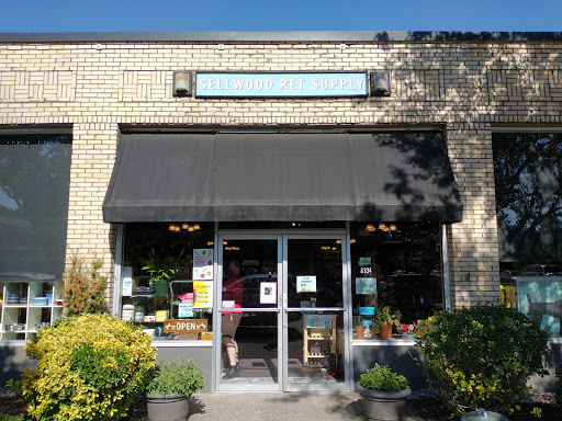 Sellwood Pet Supply, 8334 SE 17th Ave, Portland, OR 97202, USA, 