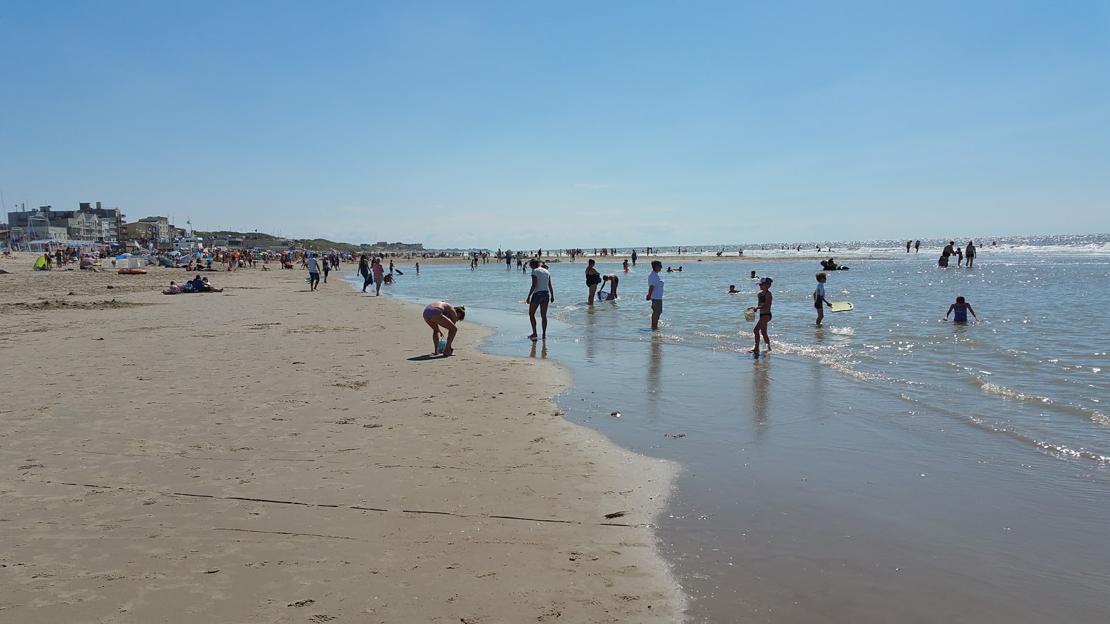 Photo de Plage de Stella avec sable fin et lumineux de surface