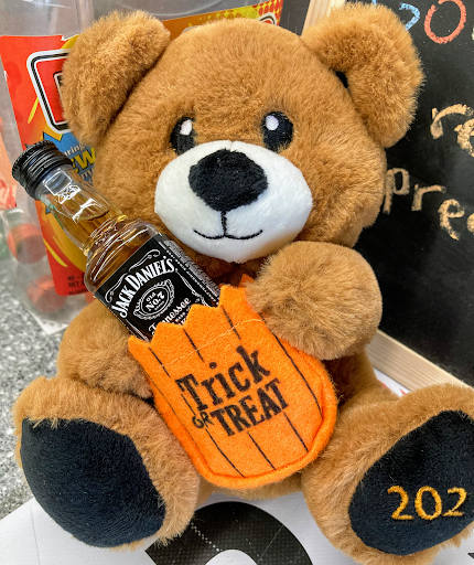 Liquor Store «Cleveland Avenue Liquor Store», reviews and photos, 8423 W Cleveland Ave, Milwaukee, WI 53227, USA