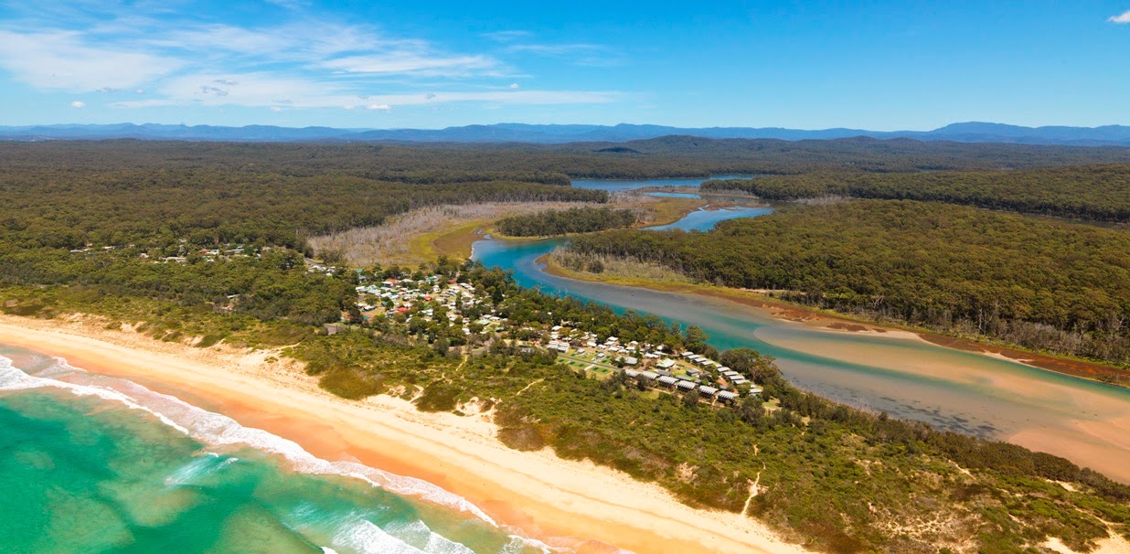 Durras Beach'in fotoğrafı - rahatlamayı sevenler arasında popüler bir yer