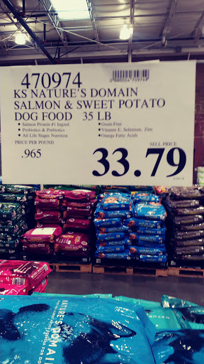 Shopping Mall «Argyle Square Shopping Center», reviews and photos, 8315 SW Jack Burns Blvd, Wilsonville, OR 97070, USA