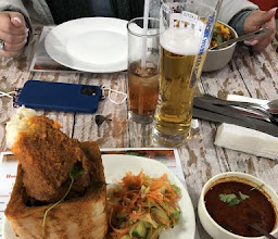 Marlon's House Of Curries Restaurant and Sports Bar photo