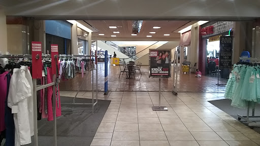 Clothing Store «Burlington Coat Factory», reviews and photos, 3662 W Camp Wisdom Rd, Dallas, TX 75237, USA