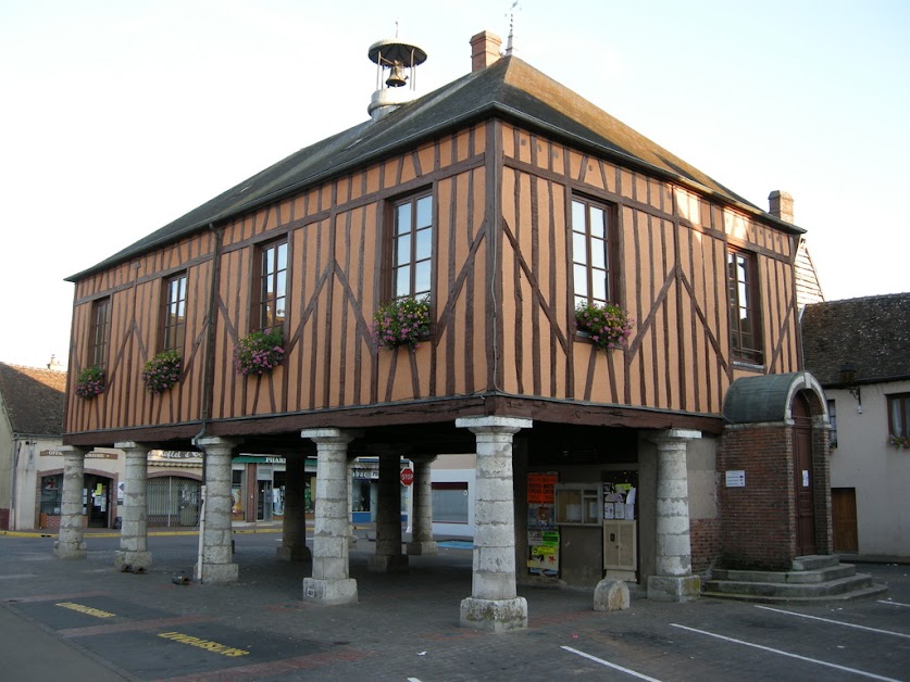 Agence du Pays à Charny-Orée-de-Puisaye (Yonne 89)