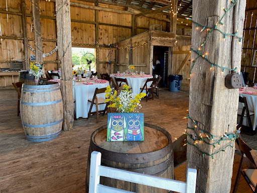 Event Venue «Cloverdale Barn», reviews and photos, 2368 Cedar Creek Grade, Winchester, VA 22602, USA