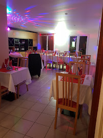 Atmosphère du Restaurant portugais Chez Emilia à Le Plessis-Belleville - n°9