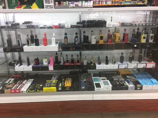 Tobacco Shop «3D SMOKE SHOP», reviews and photos, 7200 Glenview Dr, Richland Hills, TX 76180, USA