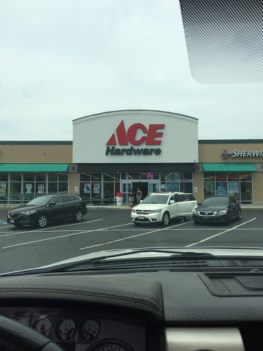 Hardware Store «Ace Hardware of Wallhaven», reviews and photos, 1592 W Market St, Akron, OH 44313, USA