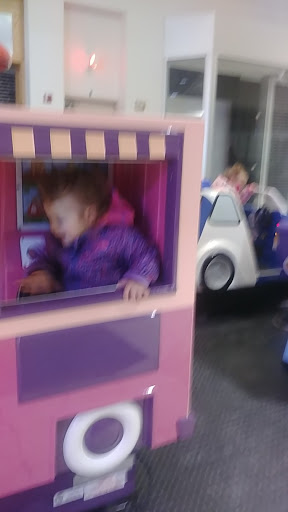 Shopping Mall «Forest Mall», reviews and photos, 835 W Johnson St, Fond du Lac, WI 54935, USA