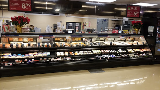 Supermarket «Giant Eagle Supermarket», reviews and photos, 870 N Court St, Medina, OH 44256, USA