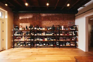 Poco Vino Wine Bar & Market image