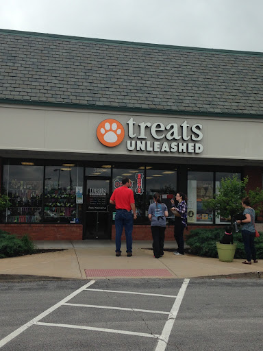 Treats Unleashed, 306 Mid Rivers Center, St Peters, MO 63376, USA, 