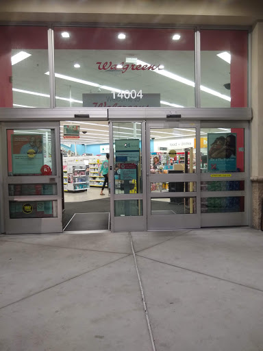 Walgreens, 14004 Walsingham Rd, Largo, FL 33774, USA, 