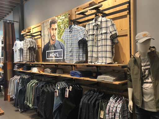 Shoe Store «Timberland», reviews and photos, 625 N Michigan Ave #150, Chicago, IL 60611, USA