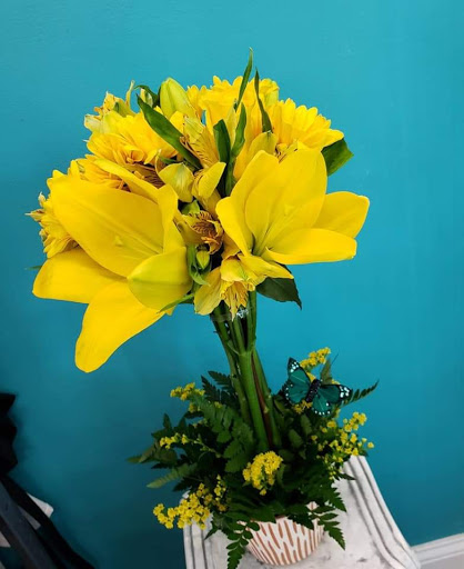 Florist «Blissful Blooms Floral», reviews and photos, 17 East Ave, Monroe, OH 45050, USA