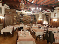Atmosphère du Restaurant de spécialités alsaciennes Restaurant Au Lion d'Or à Kaysersberg - n°19