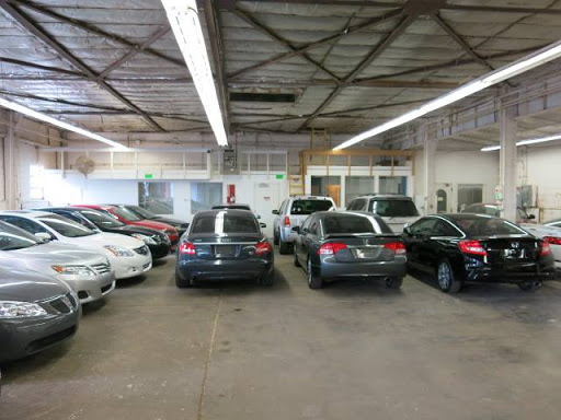 Used Car Dealer «Sunlight Auto LLC», reviews and photos, 16120 S Waterloo Rd, Cleveland, OH 44110, USA